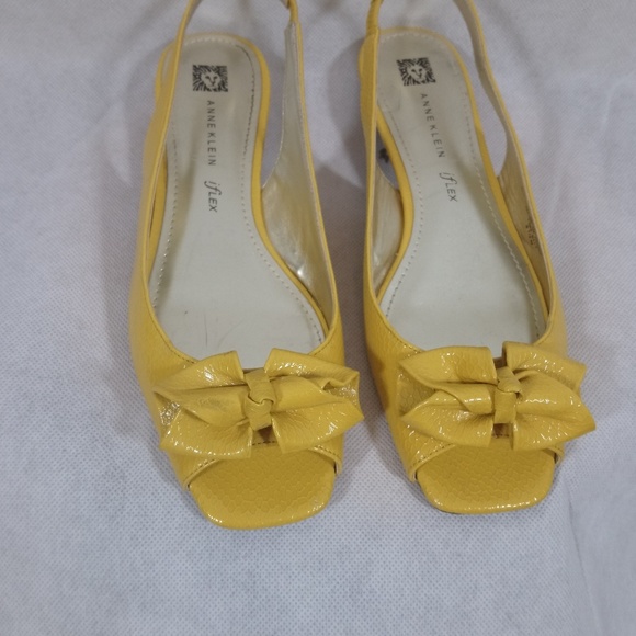 anne klein yellow shoes